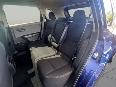 Certified 2023 Nissan Rogue S FWD image 19