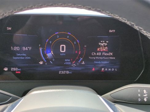 Used 2025 Chevrolet Traverse LT image 17