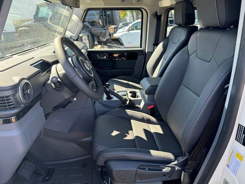 New 2025 INEOS Grenadier Trialmaster Edition image 8