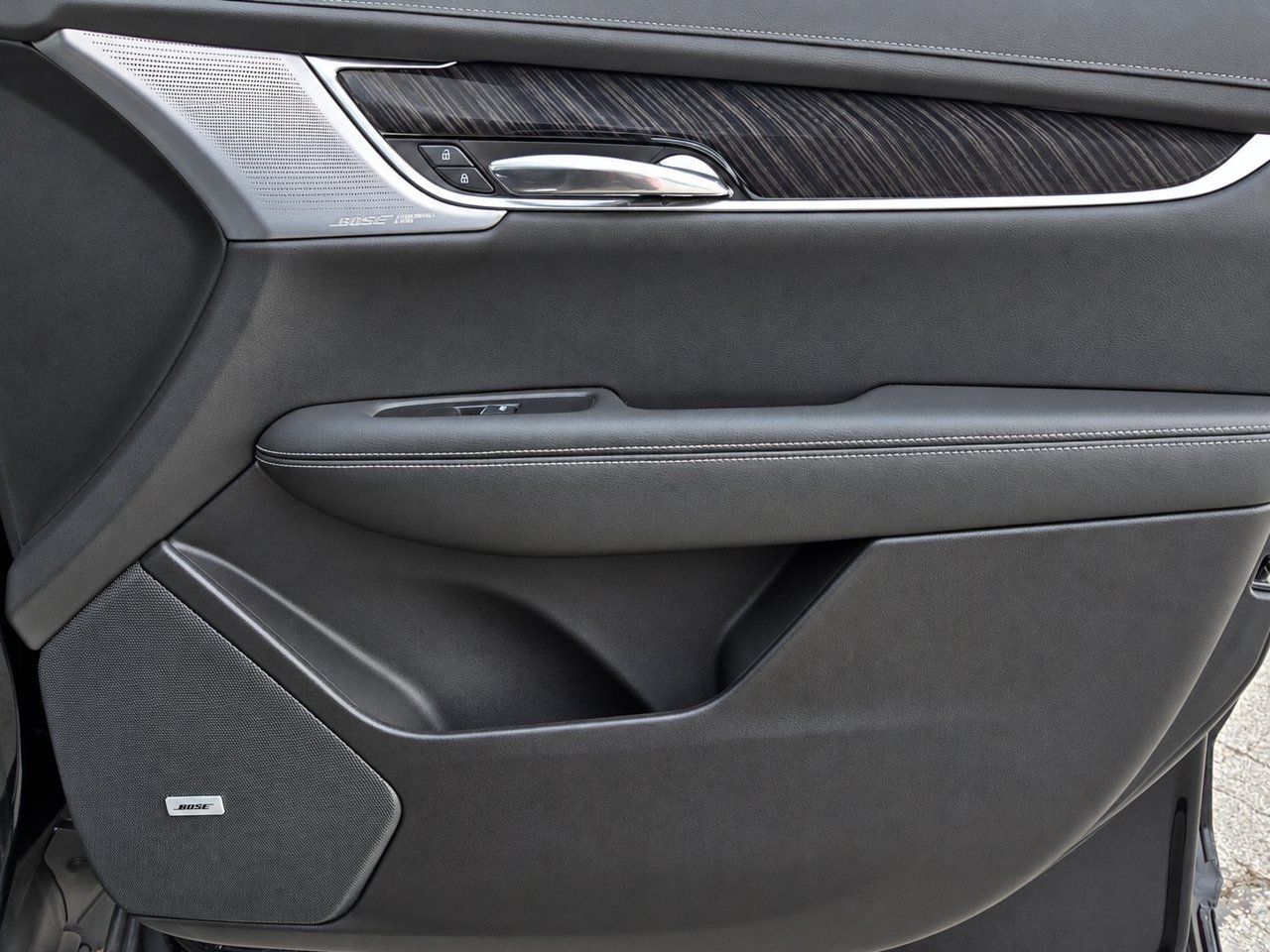 Certified 2024 Cadillac XT6 Premium Luxury FWD image 33
