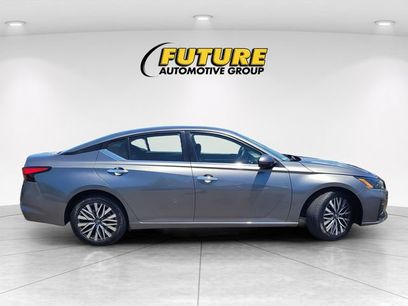 Certified 2023 Nissan Altima 2.5 SV