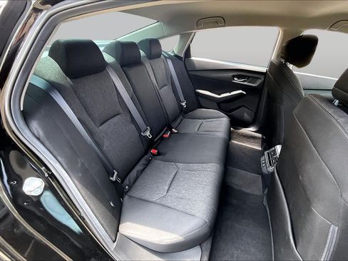 Used 2025 Honda Accord LX image 17