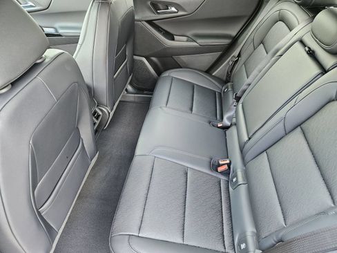 New 2027 Chevrolet Equinox LT w/ Convenience Package II FWD image 25