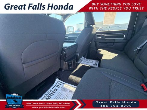 Used 2026 RAM 2500 Big Horn AWD/4WD image 25