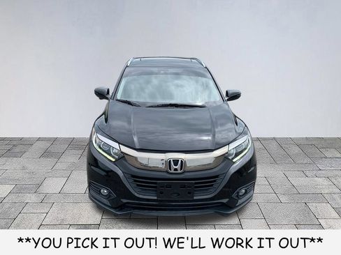 Used 2021 Honda HR-V EX-L image 2