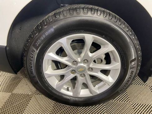 Used 2019 Chevrolet Equinox LT FWD image 20