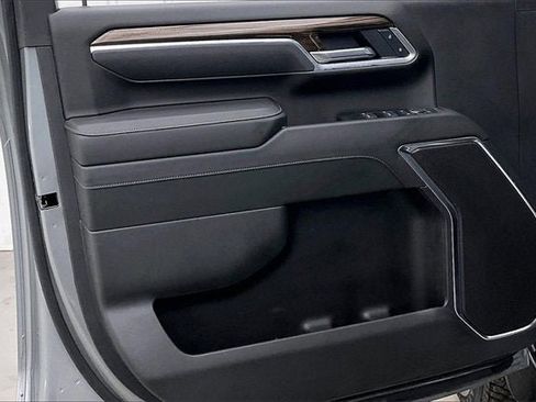 Certified 2025 Chevrolet Silverado 3500 LT image 20