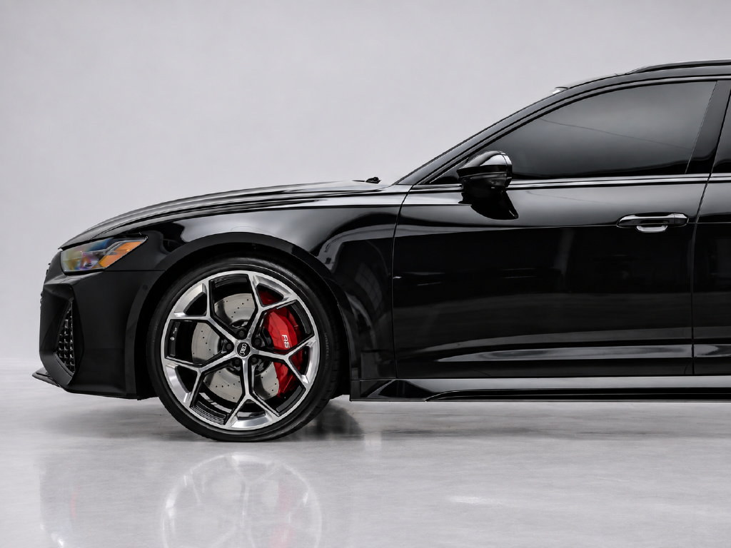 Used 2024 Audi RS 6 performance AWD/4WD image 4