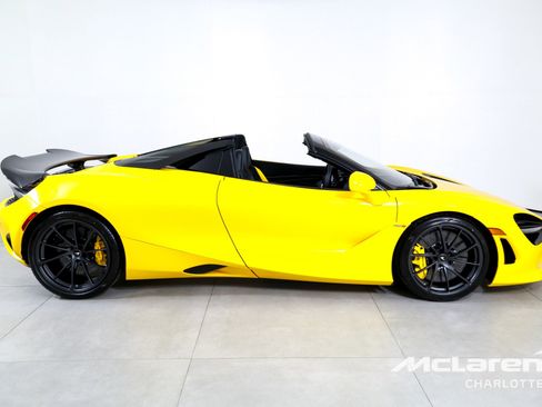 New 2026 McLaren 750S Spider image 11