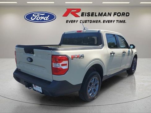 New 2025 Ford Maverick XLT w/ XLT Luxury Package AWD/4WD image 4