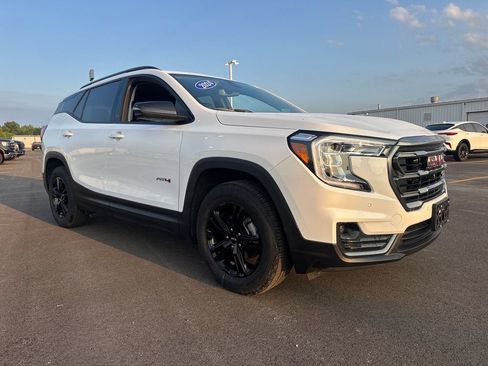 Used 2024 GMC Terrain AT4 w/ Infotainment Package II AWD/4WD image 10