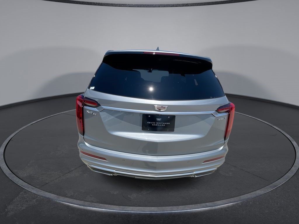 Certified 2024 Cadillac XT6 Luxury FWD image 8