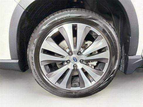 Used 2022 Subaru Ascent Limited w/ Technology Package AWD/4WD image 39