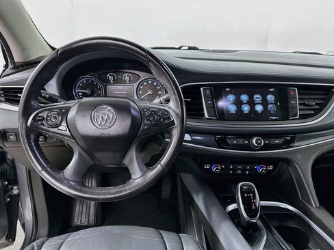 Used 2019 Buick Enclave Essence AWD/4WD image 19