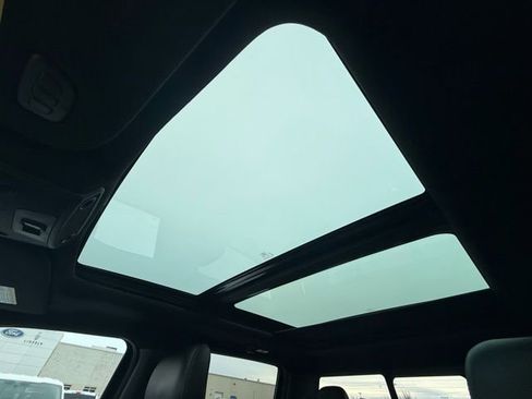 Used 2016 Ford F150 Lariat w/ Equipment Group 502A Luxury image 17