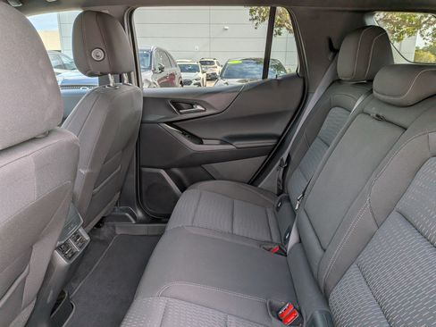 Used 2025 Chevrolet Equinox LT FWD image 14