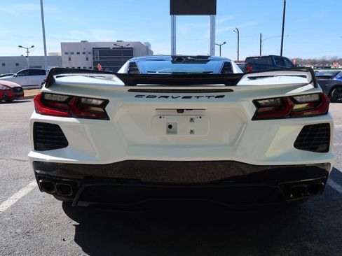 Used 2021 Chevrolet Corvette Stingray Premium Cpe w/ Battery Protection Package RWD image 10