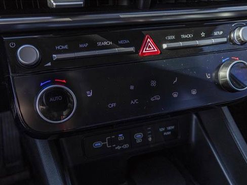 Certified 2025 Hyundai Tucson SEL image 19