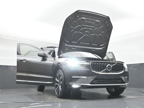 Used 2023 Volvo XC60 B5 Ultimate w/ Protection Package Premier image 57