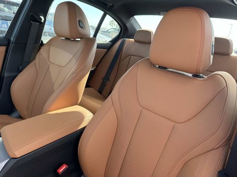 New 2026 BMW 330i Sedan w/ M Sport Package RWD image 19