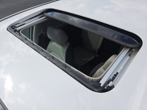 Certified 2025 Honda CR-V EX image 4