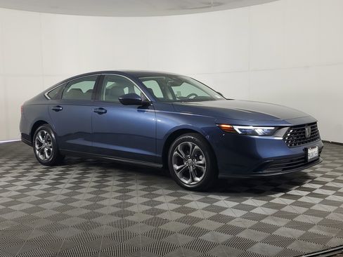 Used 2024 Honda Accord EX image 2
