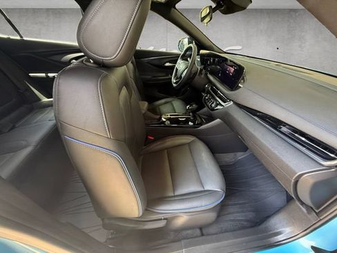 Used 2025 Buick Envista Sport Touring w/ Convenience I Package FWD image 24