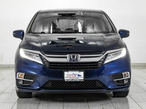 Used 2018 Honda Odyssey Touring image 3