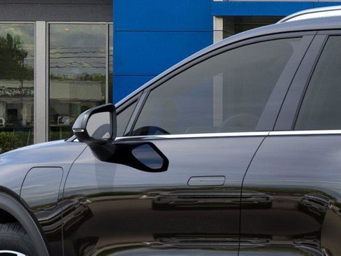 New 2026 Chevrolet Equinox EV LT image 13