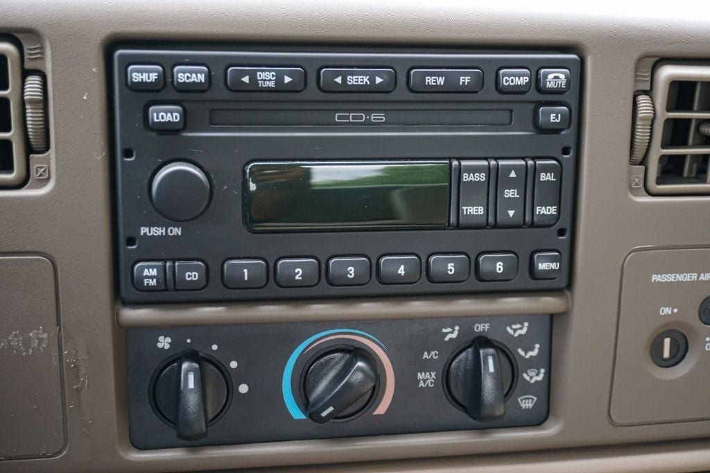Used 2001 Ford F250 4x4 SuperCab Super Duty image 16