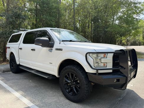 Used 2015 Ford F150 Lariat w/ Equipment Group 502A Luxury image 6