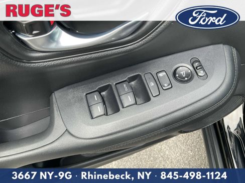 Used 2023 Honda HR-V LX image 16
