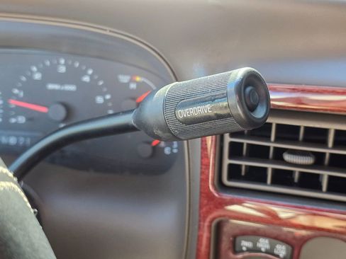 Used 2004 Ford Excursion XLT AWD/4WD image 40