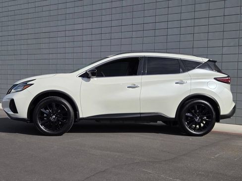 Used 2022 Nissan Murano SV w/ SV Midnight Edition Package FWD image 2