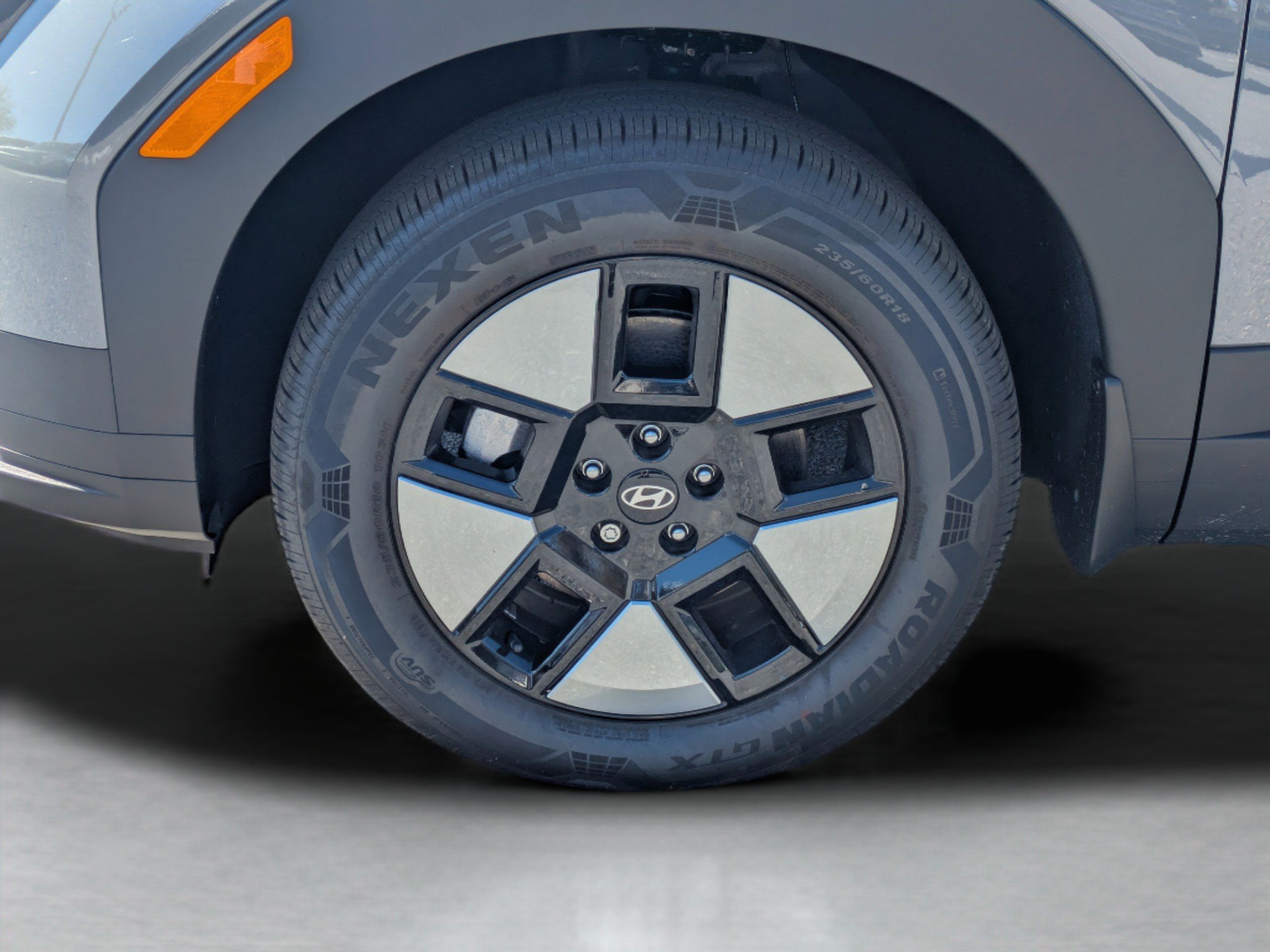 New 2026 Hyundai Santa Fe SEL FWD image 32