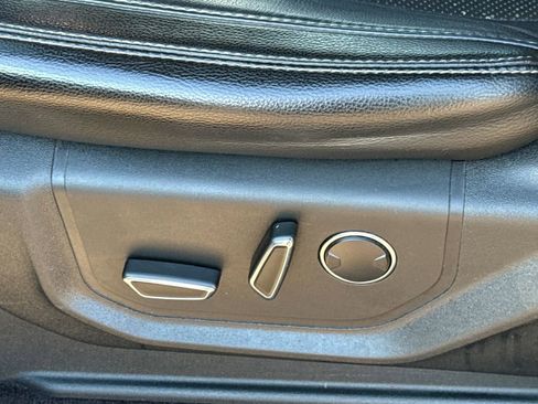 Used 2016 Ford F150 Lariat w/ Equipment Group 502A Luxury image 27