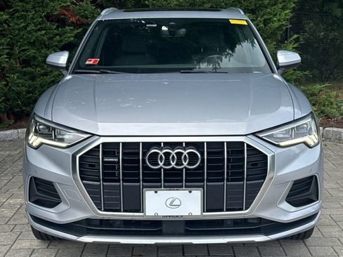 Used 2020 Audi Q3 2.0T Premium Plus AWD/4WD image 2