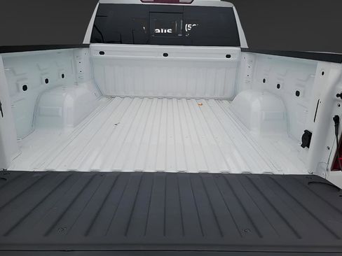 Used 2026 Chevrolet Silverado 1500 LT w/ Texas Edition Plus AWD/4WD image 9