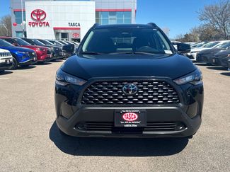 Used 2024 Toyota Corolla Cross LE w/ Moonroof Package AWD/4WD video 2