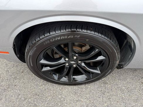 Used 2018 Dodge Challenger SXT w/ Blacktop Package RWD image 38
