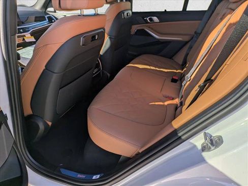 New 2026 BMW X5 xDrive40i image 16