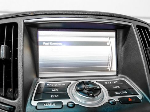 Used 2011 INFINITI G37 Convertible w/ Premium Pkg RWD image 23