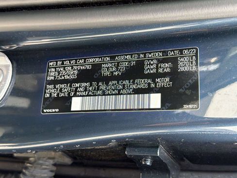 Used 2024 Volvo XC60 B5 Plus w/ Protection Package Premier AWD/4WD image 20