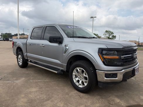 Used 2025 Ford F150 XLT w/ Equipment Group 301A Standard AWD/4WD image 4