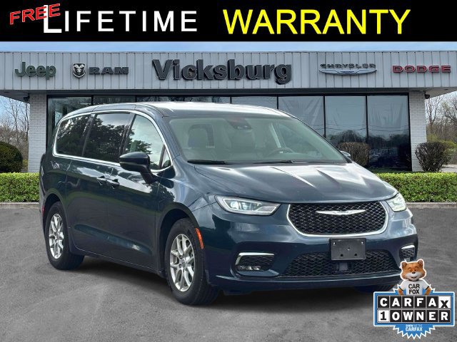 Used 2023 Chrysler Pacifica Touring-L FWD 360° Tour