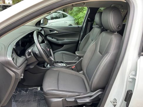 Used 2025 Buick Encore GX Preferred image 36