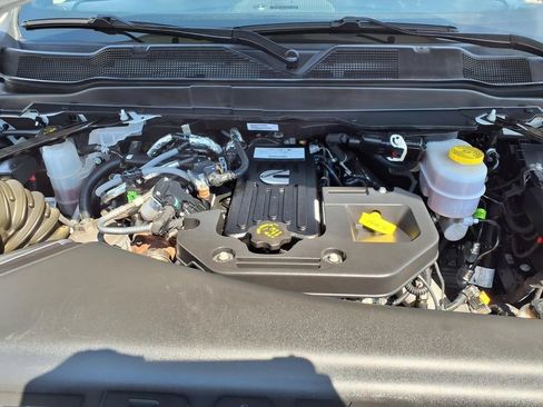 Used 2026 RAM 2500 Big Horn AWD/4WD image 3