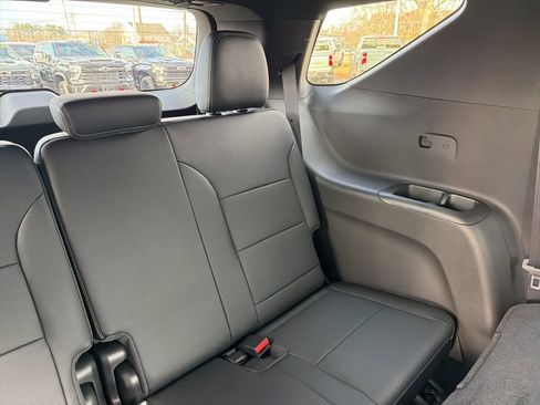 New 2026 Chevrolet Traverse LT w/ Midnight/Sport Edition image 35