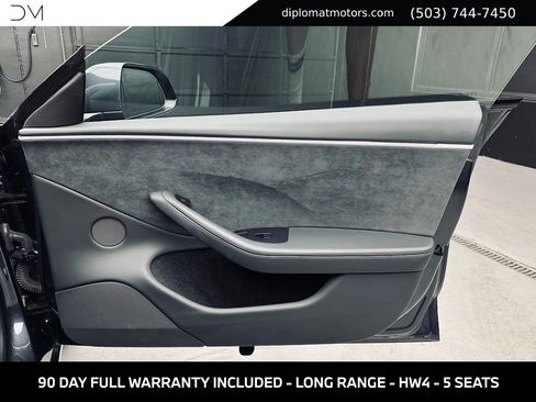 Used 2025 Tesla Model 3 Long Range AWD/4WD image 28
