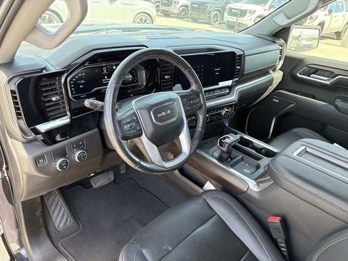 Used 2022 GMC Sierra 1500 SLT w/ SLT Premium Package image 10